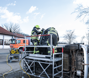 (FS) rescue & working platform, compl.w.DIN 14830 | © MUNK GmbH