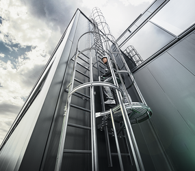 Fixed ladder system Ascent Application | © MUNK GmbH