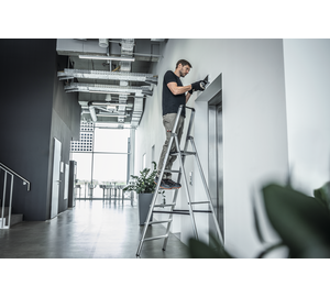 Step ladder ML, accessible from one side Application | © MUNK GmbH