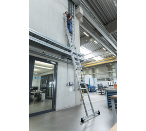 Multi-p.ladd. w. niv.stab. 3x10 rgs, str.ladder | © MUNK GmbH