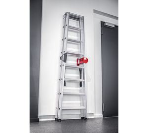 Head rescue using a stepladder on both sides | © MUNK GmbH