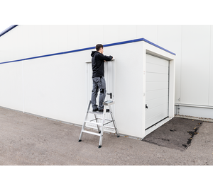 Folding step 3 steps w. storage tray, app. | © MUNK GmbH