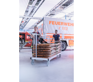 Chariot de transport pour équipement de fête | © MUNK GmbH