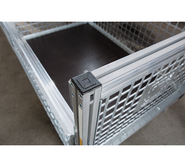 Abdeckkappe Kunststoff schwarz 40x40mm | © MUNK GmbH