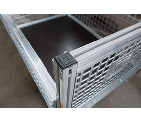 Abdeckkappe Kunststoff schwarz 40x40mm | © MUNK GmbH