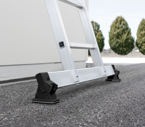 nivello-Traverse an Anlegeleiter Anwendung | © MUNK GmbH