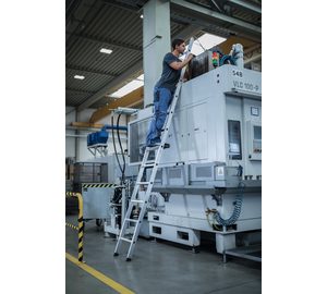 Straight ladder w/o stab. 12 rungs, app. | © MUNK GmbH