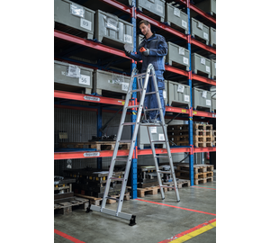 Folding ladder 2-section w.niv. stab. 2x8 rgs app. w. st.st. | © MUNK GmbH