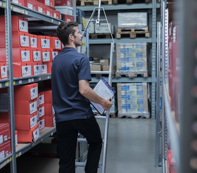 Regalleiter drehbar Doppelregal 6Stu Anwendung | © MUNK GmbH