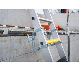 Stepladder hook-on ladder lorry 8 steps Detail | © MUNK GmbH