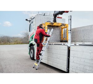 Stepladder suspension ladder lorry 8 steps incl. suspension device Application | © MUNK GmbH