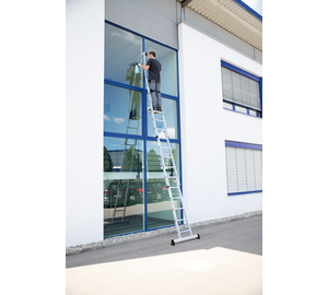 Window cleaner’s ladder set w. niv. stab. 3-sec. | © MUNK GmbH