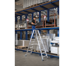 2-sided ladd., 2-sided acc. w. cast., 2x9 st. | © MUNK GmbH