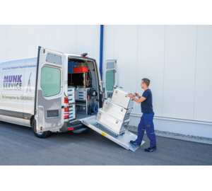 Loading bridge to veh. load/unloading | © MUNK GmbH