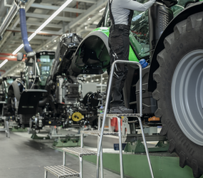 Arbeitspodest starr mit Handlauf 5 Stu Anwendung | © MUNK GmbH