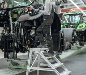 Montagetritt 4 Stufen Anwendung | © MUNK GmbH