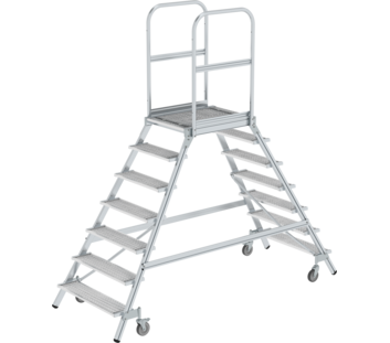 Podesttr. beids.  m. Federr. St.-Gitterr., 7 St. | © MUNK GmbH