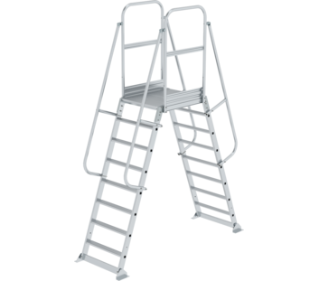 Bridge, 2-sided access, stationary, 8 steps | © MUNK GmbH