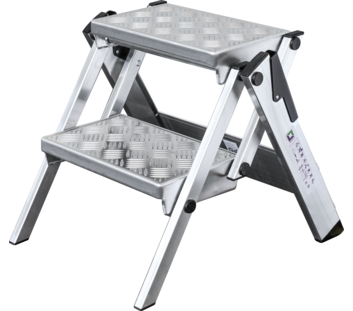 ML Kompakt-Tritt, 2 Stufen, Alu-Quintett-Design | © MUNK GmbH